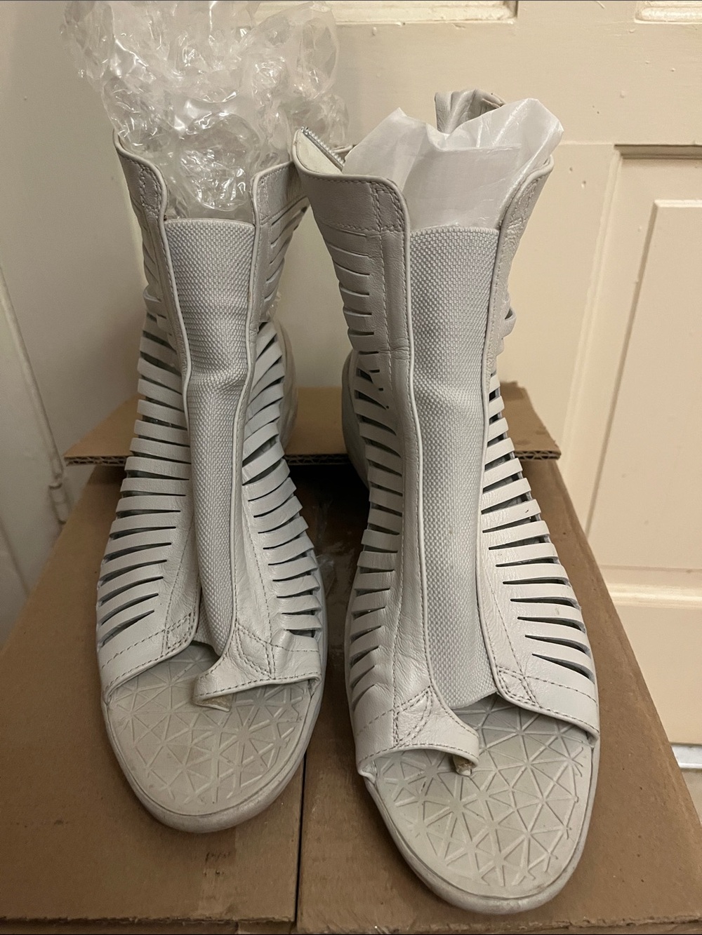 Nike lunarsandiator sky high wedge leather sandals gladiator size 8 rare
